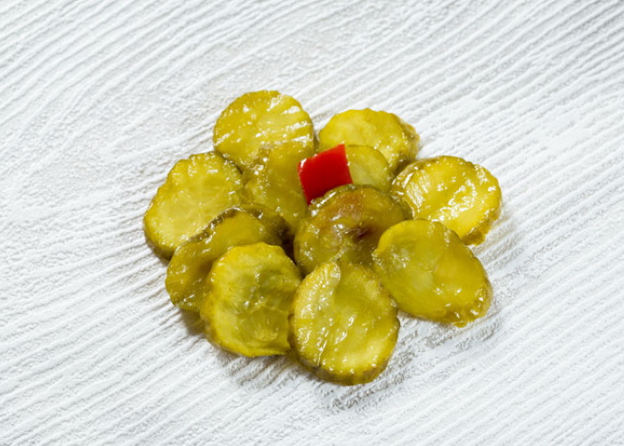 BREAD & BUTTER PICKLES <br> 